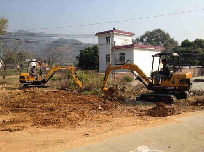 小型挖掘機 小型挖掘機