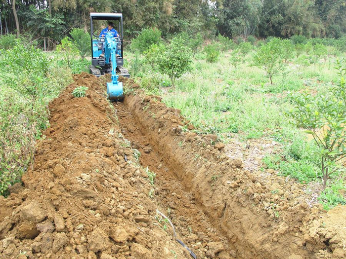 小型挖掘機20操作視頻播放 小型挖掘機20操作視頻播放