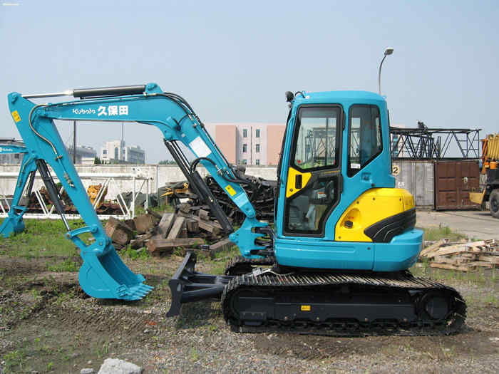 小型挖掘機操作安全知識 小型挖掘機操作安全知識