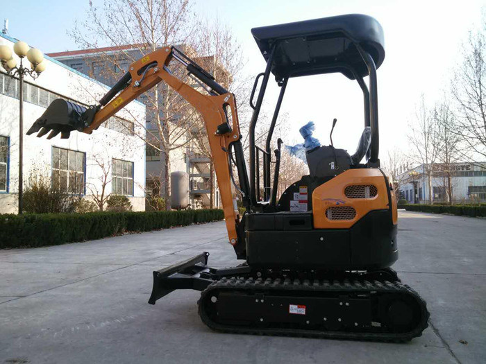 履帶式小型挖掘機